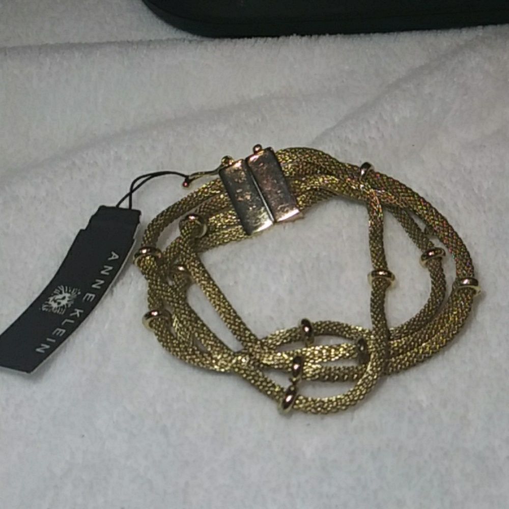 Anne Klein Magnetic Bracelet...NWT
